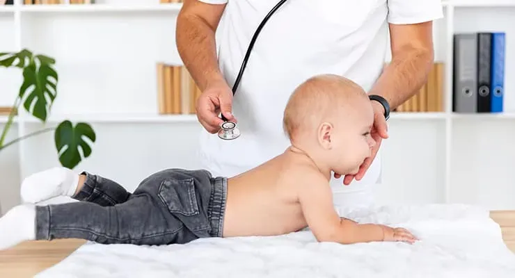 Ostéopathie pour nourrissons à Besançon